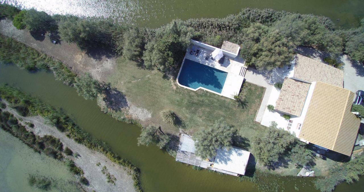 Mas Des Cabidoules Bed and Breakfast Saintes-Maries-de-la-Mer Exteriör bild